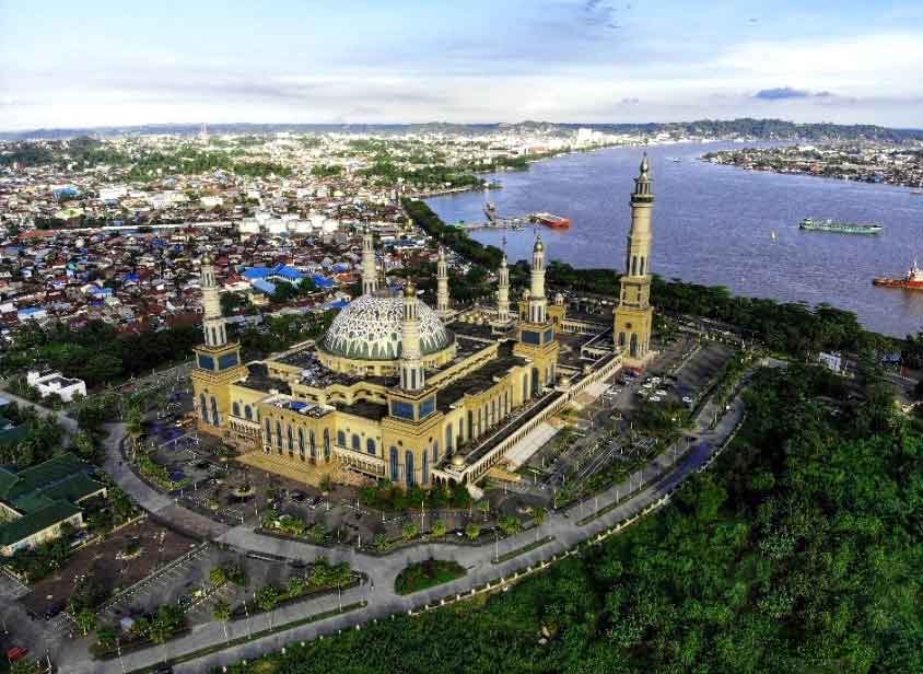Masjid Baitul Muttaqien: Pusat Kehidupan Spiritual di Cilacap yang Tak Pernah Padam